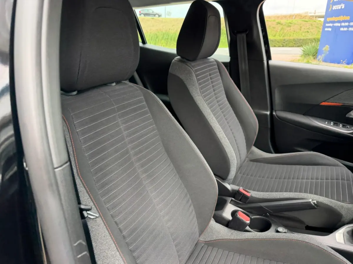 1.2 PT BLUE LEASE ACTIVE 100 PK NAVI AIRCO/ECC PDC