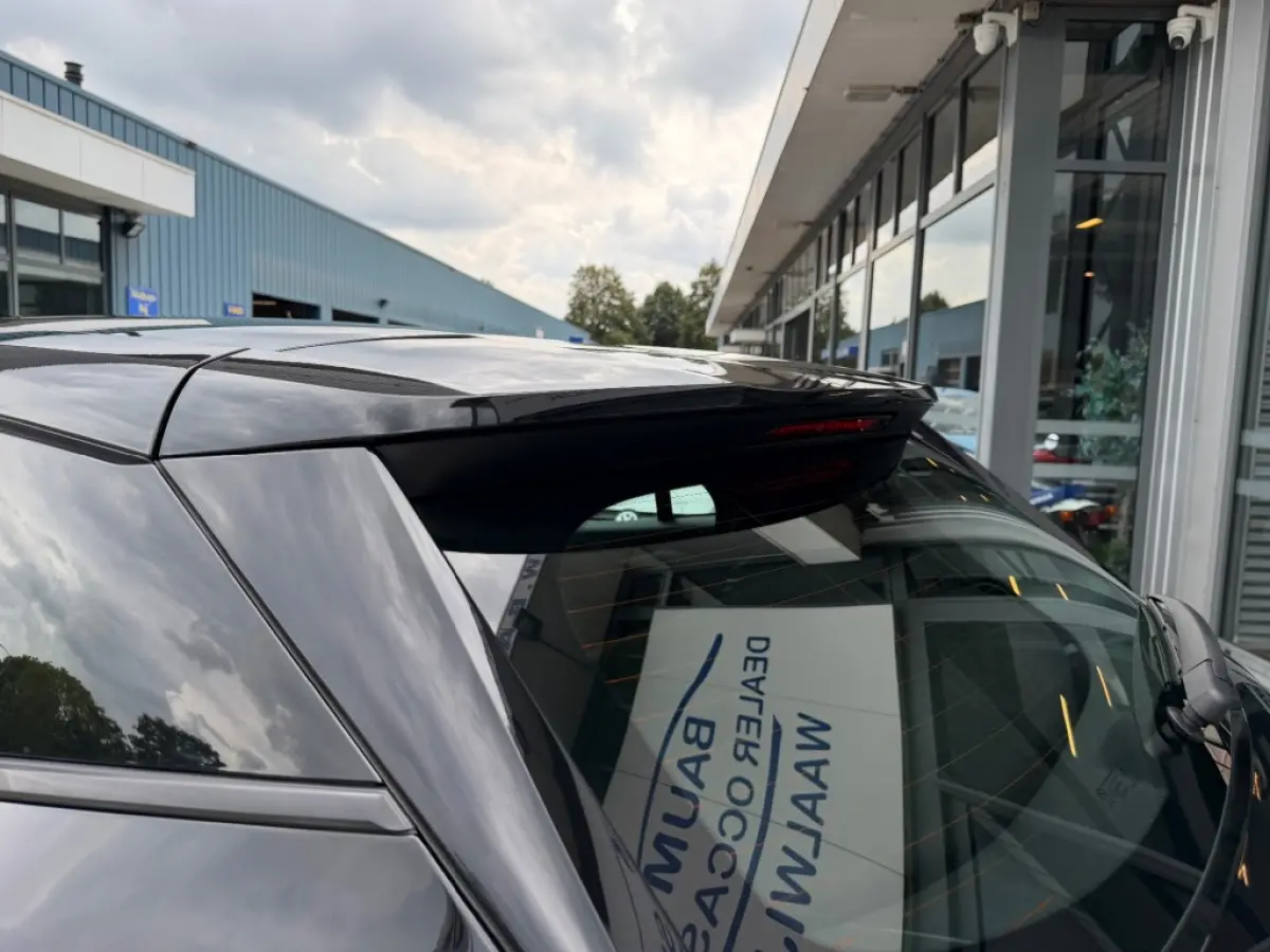 1.2 PT BLUE LEASE ACTIVE 100 PK NAVI AIRCO/ECC PDC