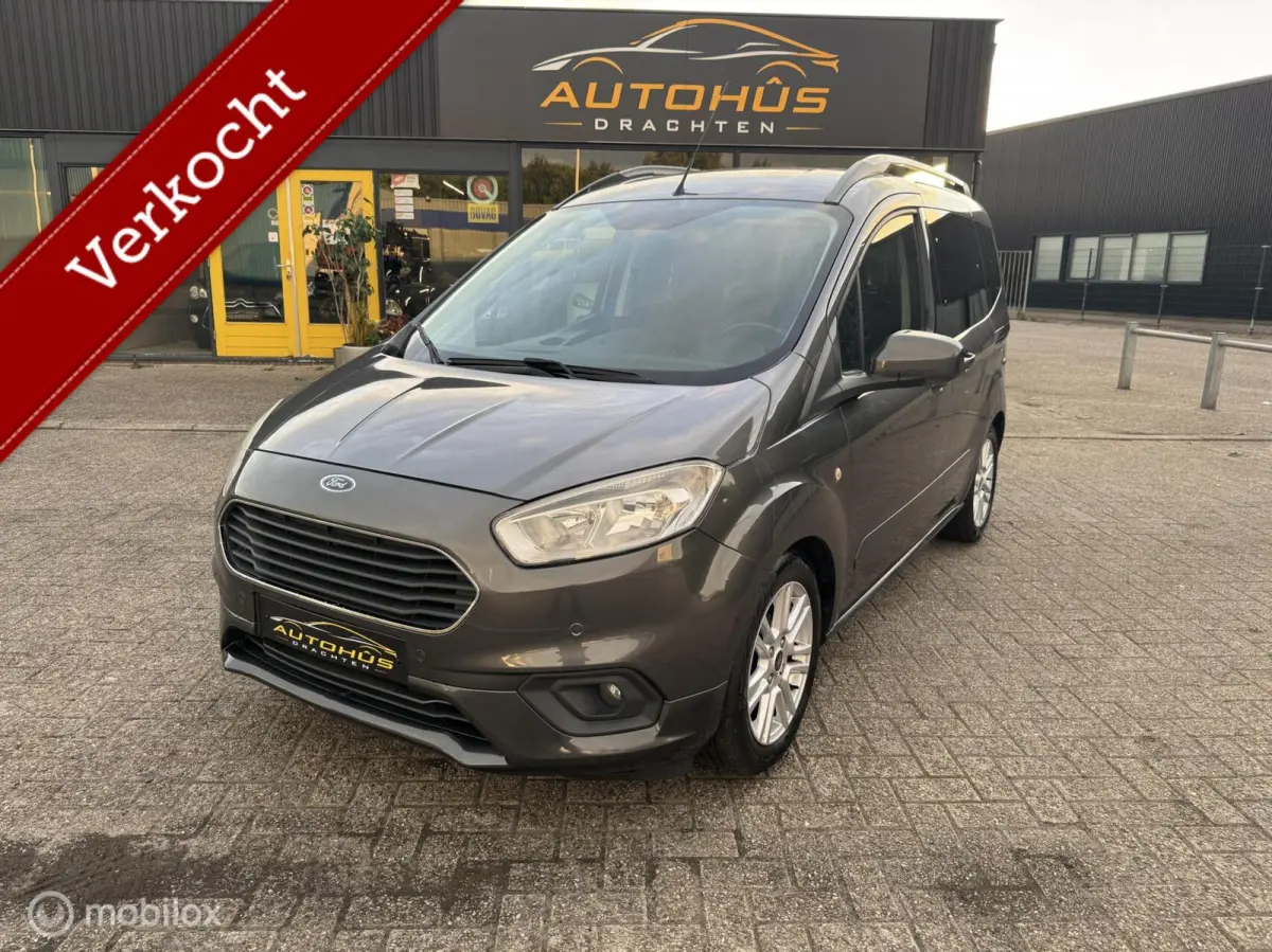 Ford Compact 1.0 Titanium Navi Camera cruise clima 62499 km Ford Tourneo Connect Compact 1.0 Titanium Navi Camera cruise clima 62499 km