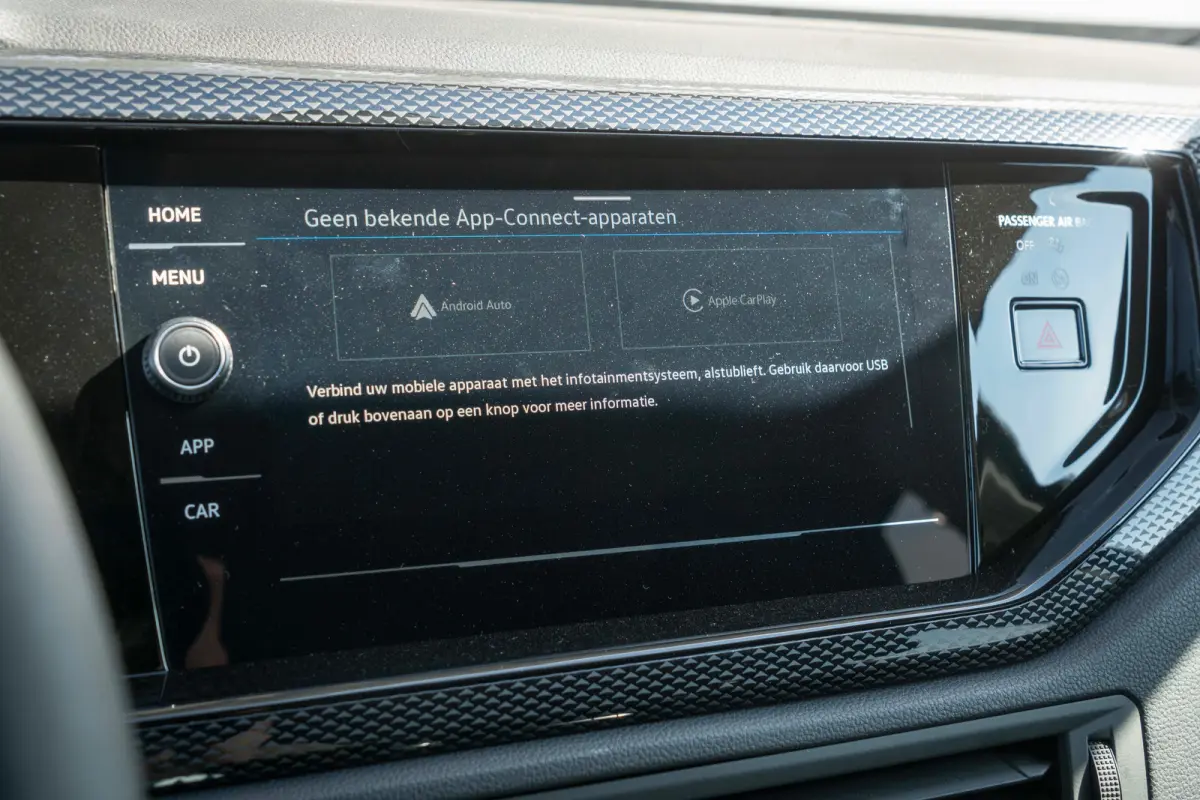 Life Edition | 'App-Connect' smartphone integratie | Airconditioning automatisch (Climatronic), 2-zone | Buitenspiegels elektrisch instel- verwarm- en inklapbaar