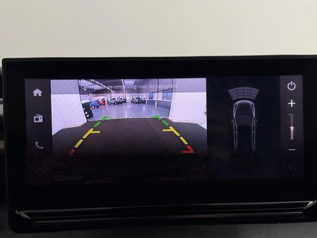 1.2 Hybrid automaat 145pk Plus Camera/4S.Banden/ Ecc/CarPlay/Comfortstoelen