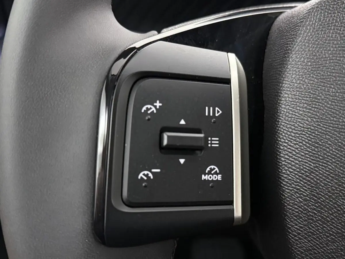 1.2 Hybrid automaat 145pk Plus Camera/4S.Banden/ Ecc/CarPlay/Comfortstoelen