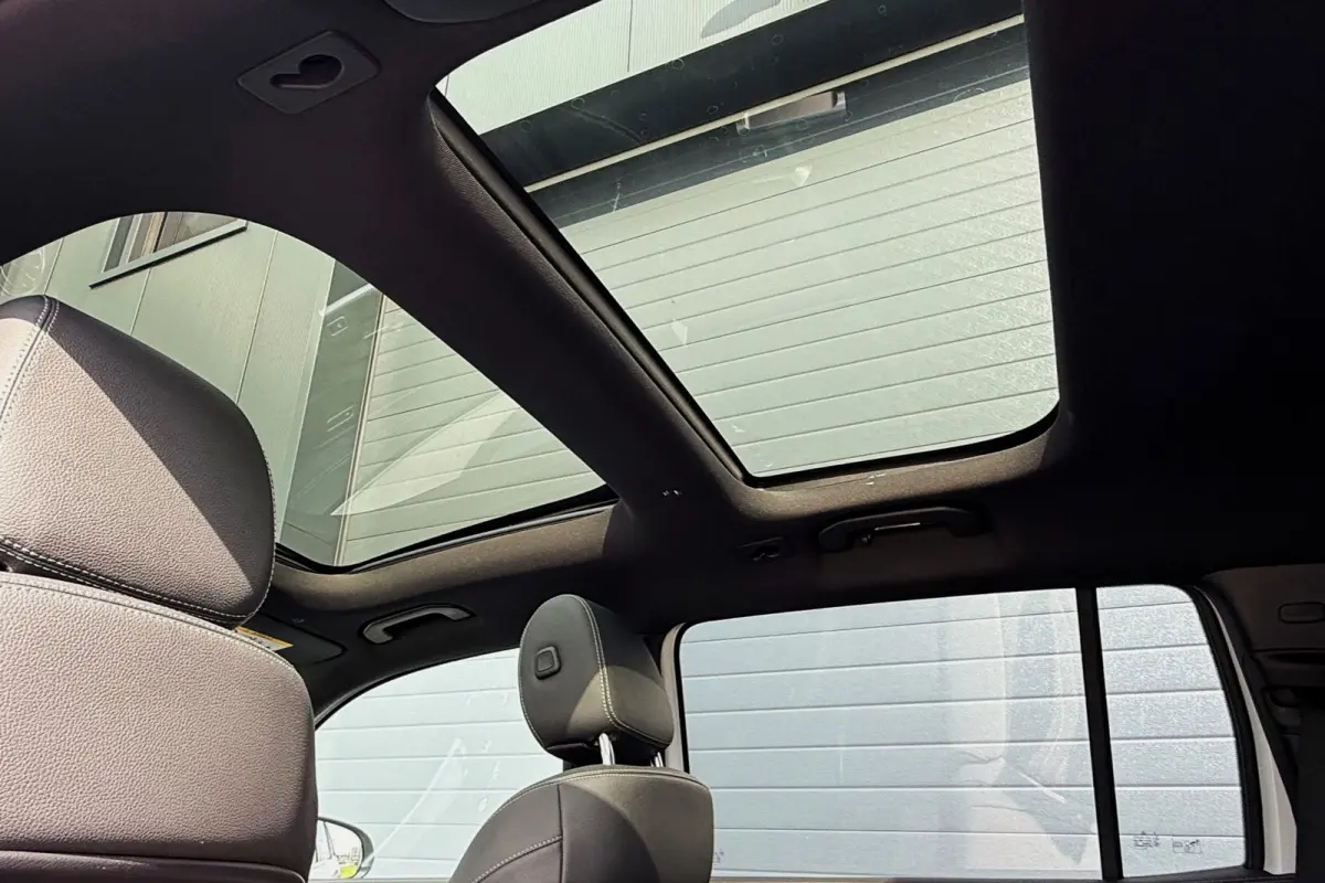 300 4MATIC Luxury Line 67 kWh PANO BURMESTER SFEER 20" AMG 30673KM!