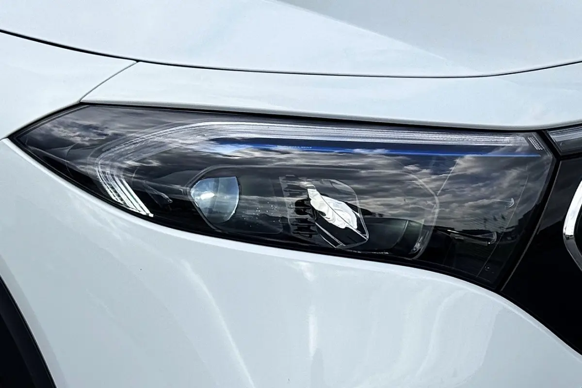 300 4MATIC Luxury Line 67 kWh PANO BURMESTER SFEER 20" AMG 30673KM!