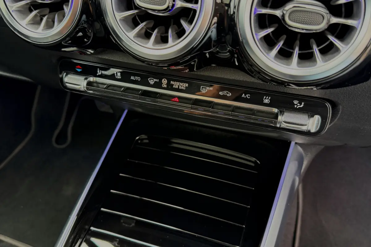300 4MATIC Luxury Line 67 kWh PANO BURMESTER SFEER 20" AMG 30673KM!