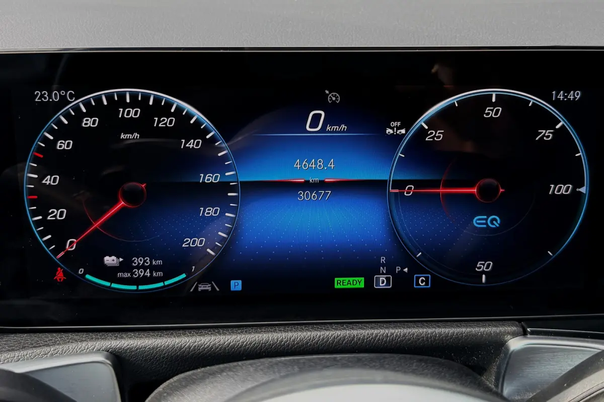 300 4MATIC Luxury Line 67 kWh PANO BURMESTER SFEER 20" AMG 30673KM!