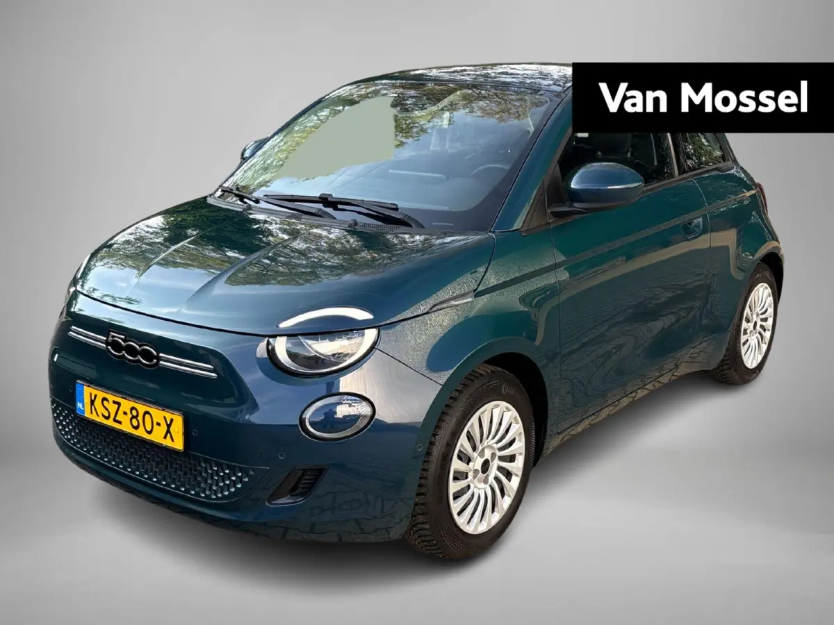 Icon 42 kWh | Parkeersensoren voor+ achter | Navigatie | Climate control | Camera | Adaptive Cruise Control |