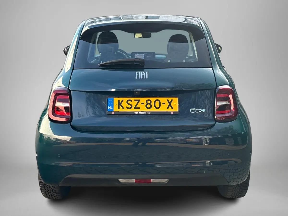 Icon 42 kWh | Parkeersensoren voor+ achter | Navigatie | Climate control | Camera | Adaptive Cruise Control |