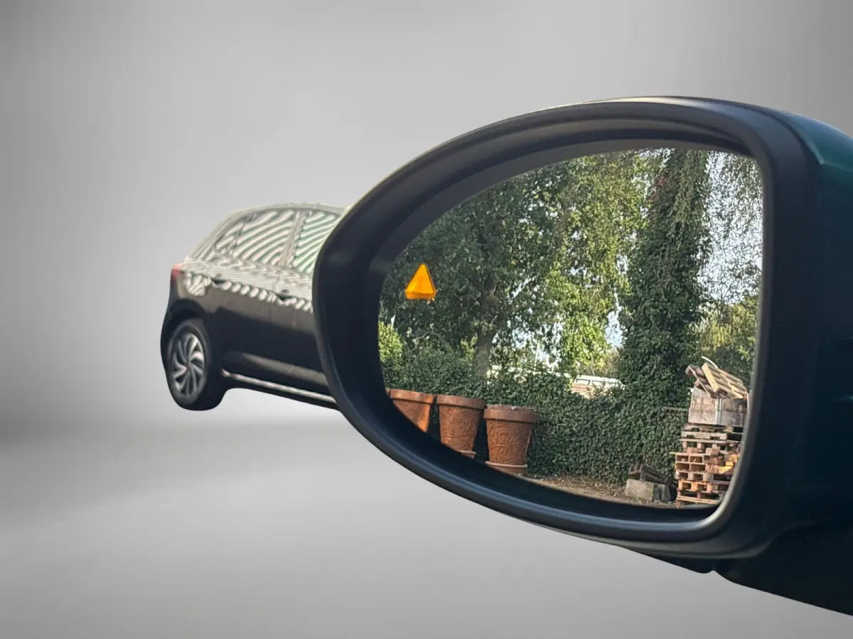 Icon 42 kWh | Parkeersensoren voor+ achter | Navigatie | Climate control | Camera | Adaptive Cruise Control |