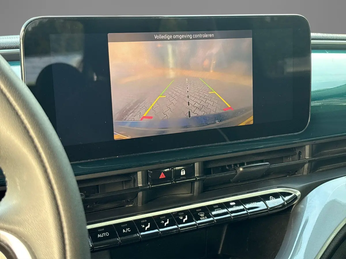 Icon 42 kWh | Parkeersensoren voor+ achter | Navigatie | Climate control | Camera | Adaptive Cruise Control |