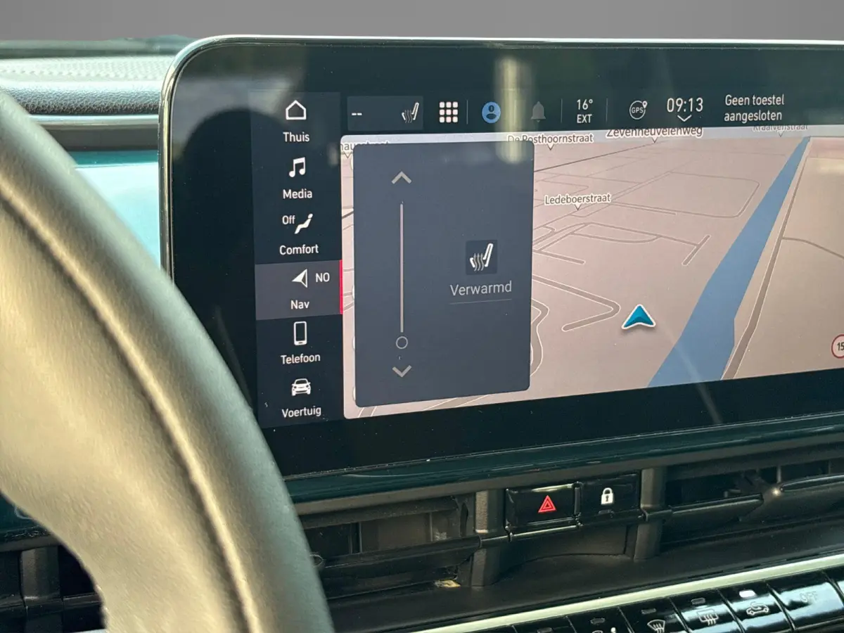 Icon 42 kWh | Parkeersensoren voor+ achter | Navigatie | Climate control | Camera | Adaptive Cruise Control |
