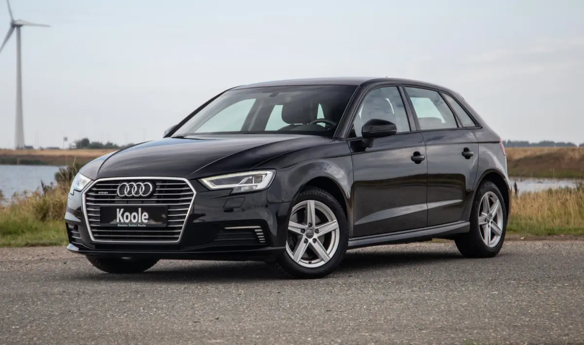 40 TFSI e Edition AIRCO / CRUISE CONTROLE / BRUIN LEER / AUTOMAAT / PHEV