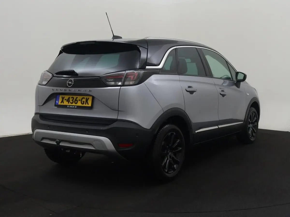 1.2T 130pk Automaat Ultimate Trekhaak/Alcantara/ 4S.Banden/Winterpakket/Camera/Nav/Keyless