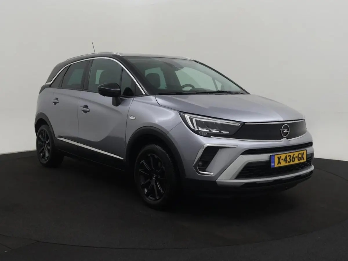 1.2T 130pk Automaat Ultimate Trekhaak/Alcantara/ 4S.Banden/Winterpakket/Camera/Nav/Keyless