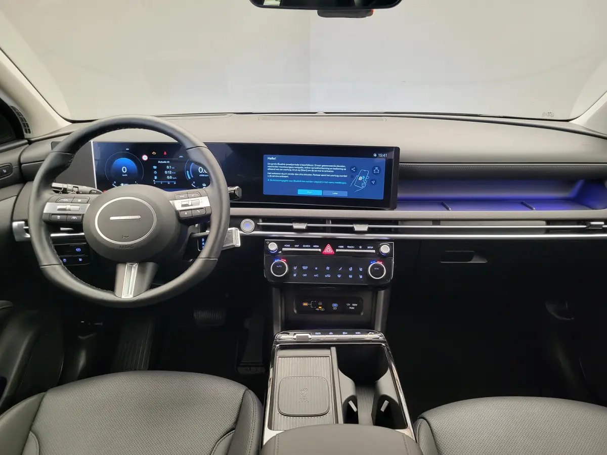 1.6 T-GDI PHEV Premium | Achterbank in delen neerklapbaar | Achterruitverwarming | Achteruitrij assistent | Leder | Stoelverwarming & Stoelventilatie | Elektrische achterklep | Elektr. stoel
