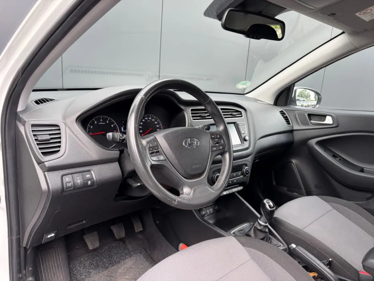 1.0 T-GDI 5-Drs Camera Navi Carplay Android Cruise PDC NL-auto