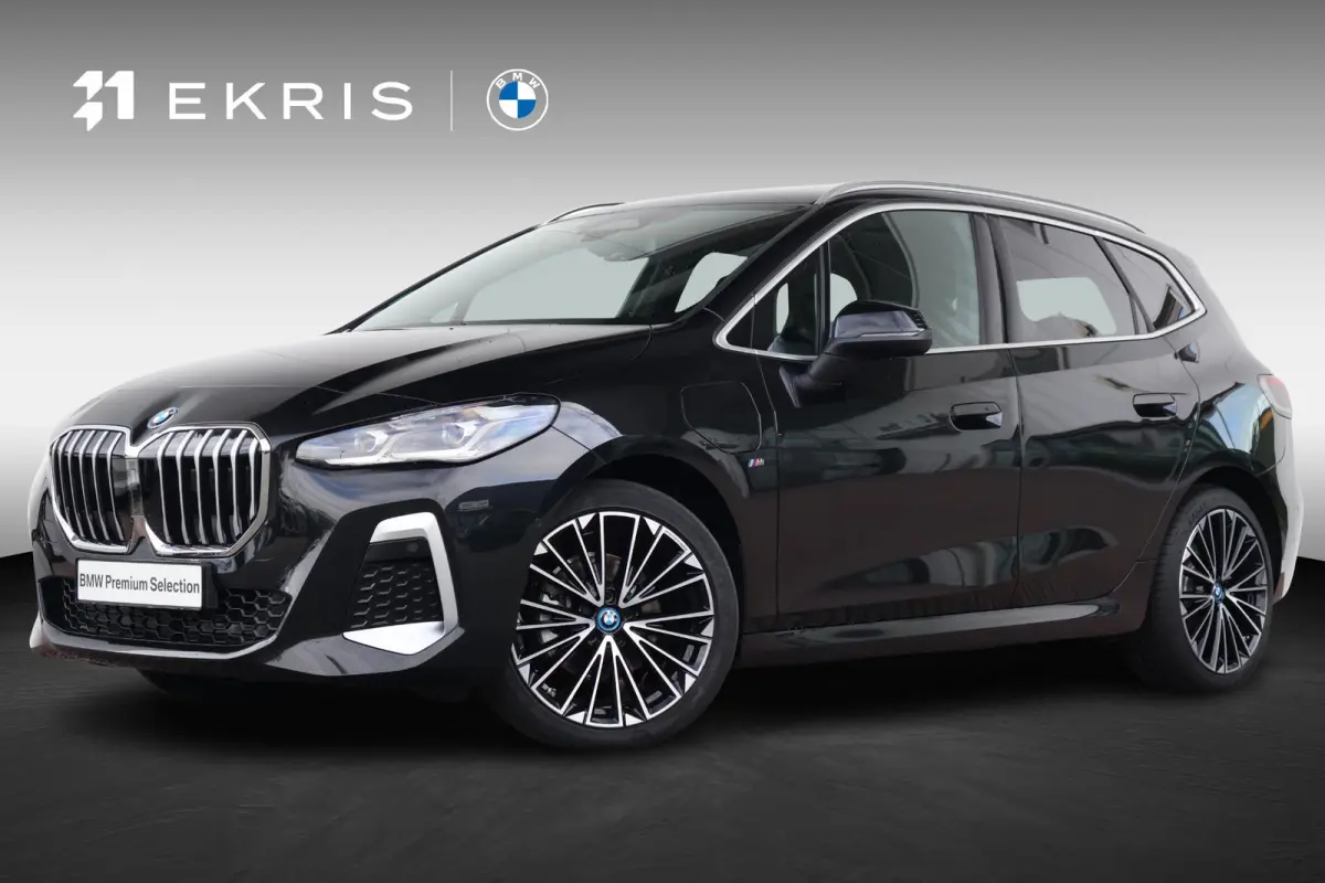 225e xDrive | SoH 99% | M-Sportpakket | LED | Navigatie | Trekhaak | Schuifdak | Keyles go | Sportstoelen | DAB | Harman-kardon sound | Alu 19 inch