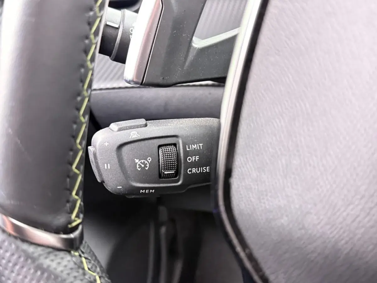 1.2 Hybrid 145PK GT Automaat 360.Camera/Nav/Led /Blindspot/Keyless/Ad.Cruise/CarPlay