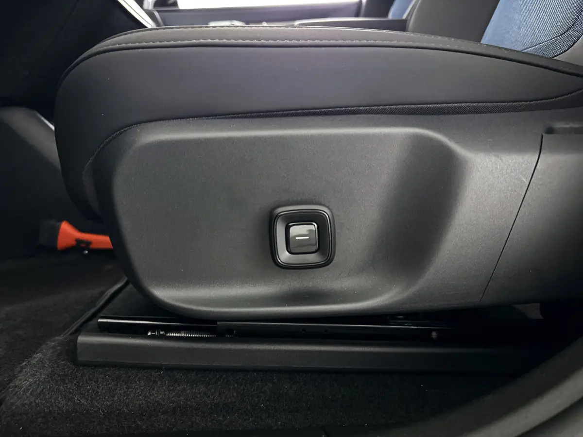 Single Motor Extended Range Plus 69 kWh | Parkeercamera | Harman Kardon | Stoel- en stuurverwarming | Elektrische stoelen