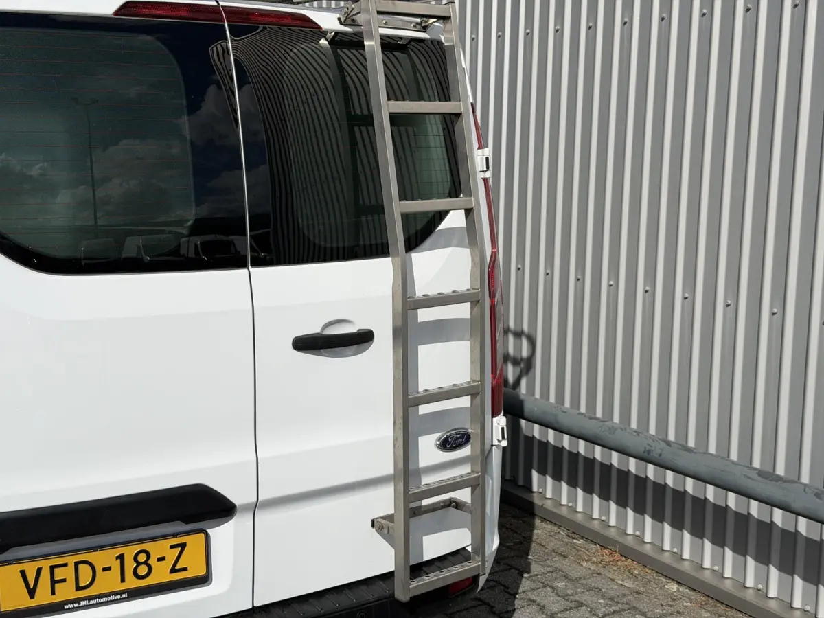300 2.0 TDCI L1H1*DUBBEL-CAB*A/C*CRUISE*HAAK*TEL*
