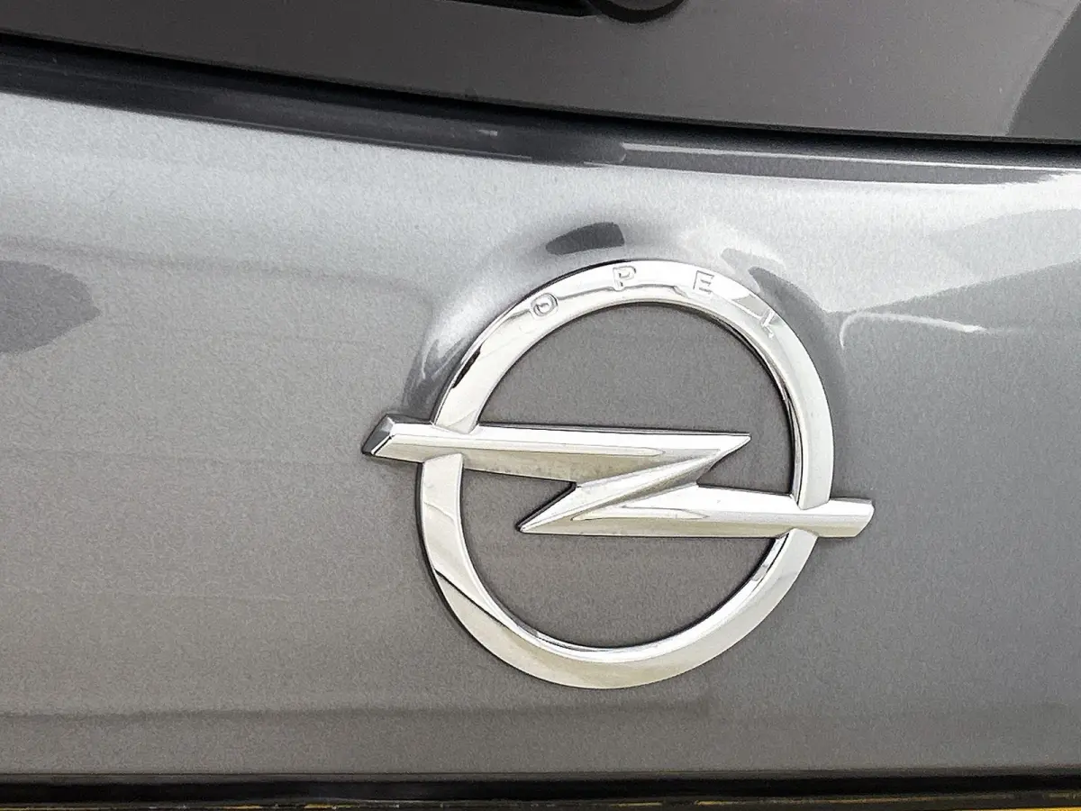 1.2 Turbo Innovation | Parkeersensoren V+A | Stoelverwarming&Stuurverwarming | 17" Lichtmetalen velgen