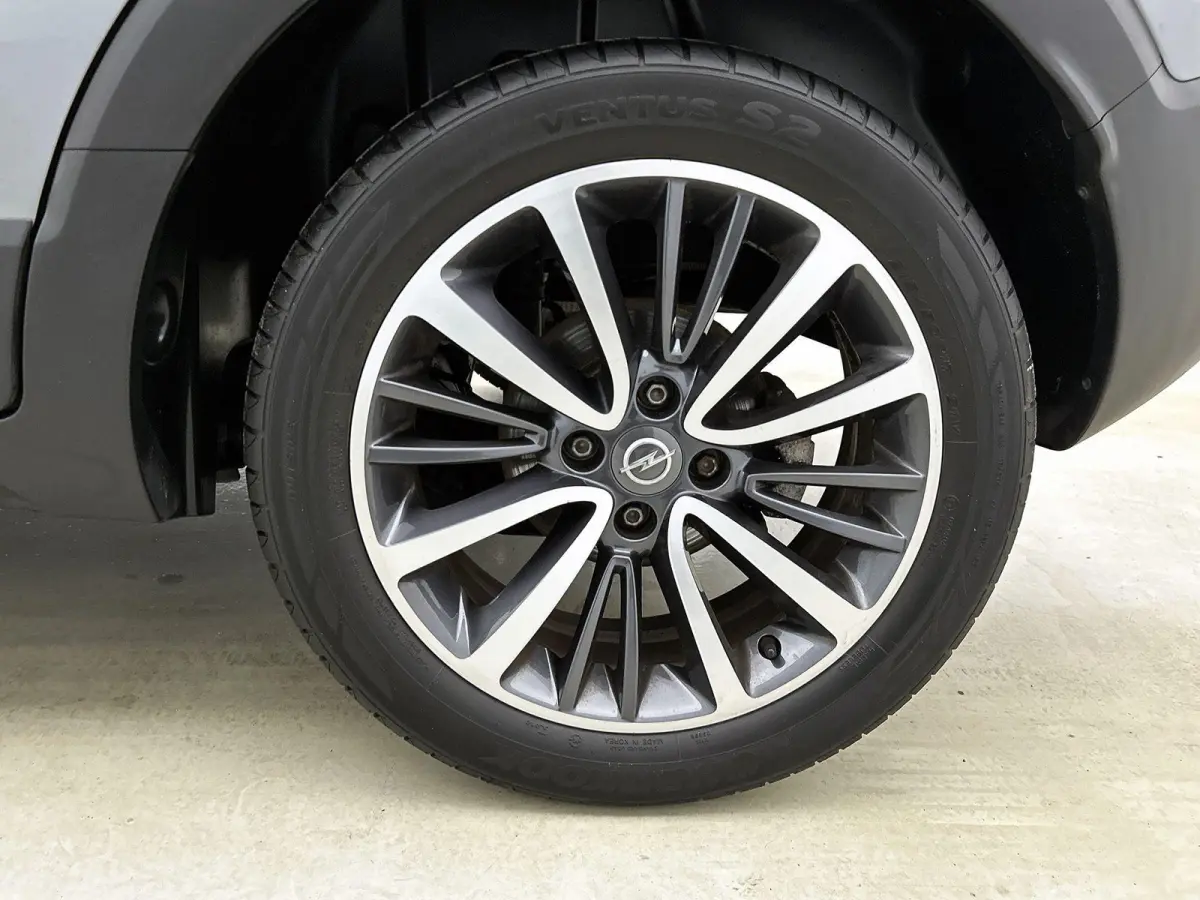 1.2 Turbo Innovation | Parkeersensoren V+A | Stoelverwarming&Stuurverwarming | 17" Lichtmetalen velgen