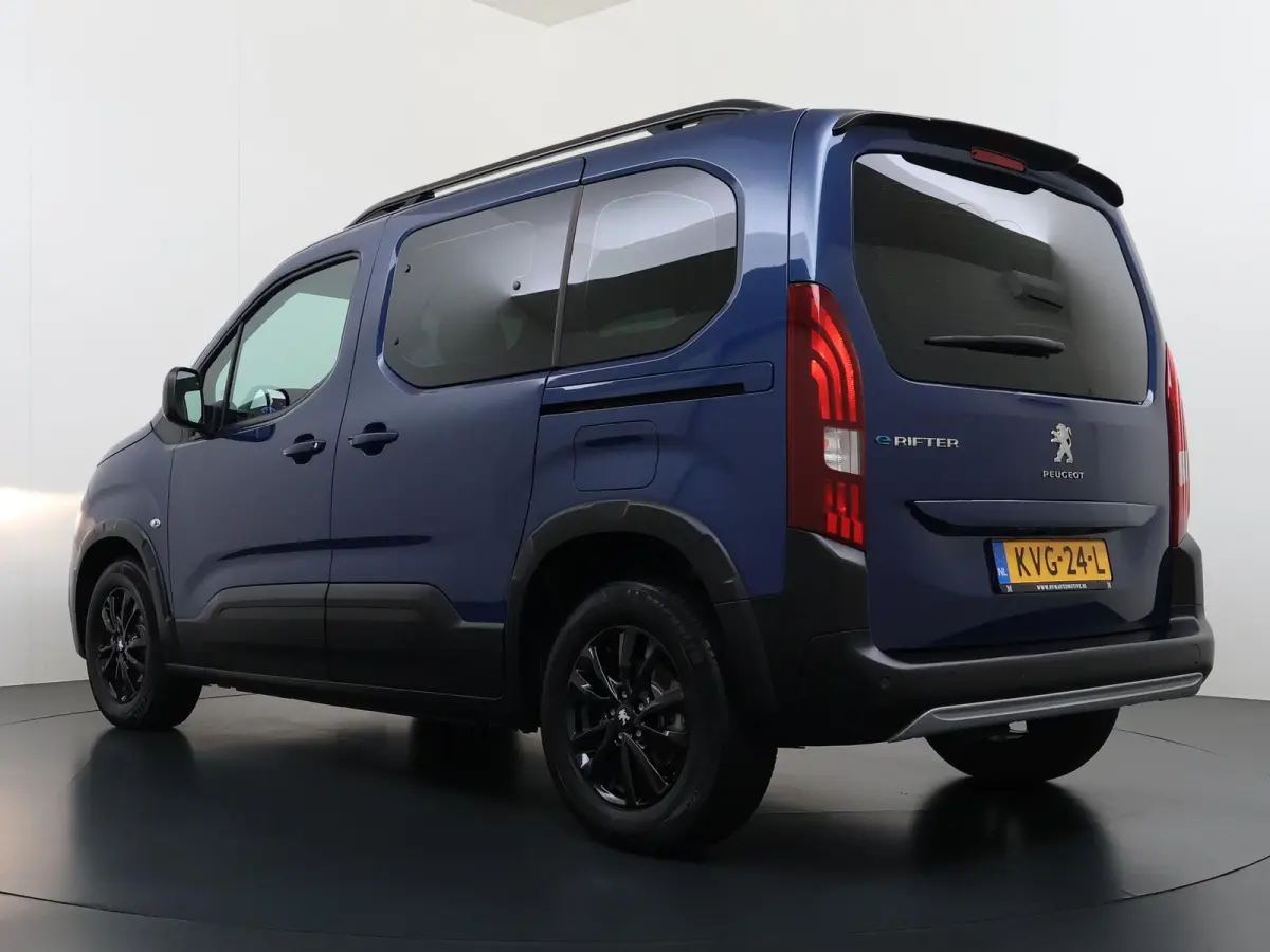EV Allure Pack 50 kWh VAN: 29.900,- VOOR: 25.877,- UW HERFSTVOORDEEL: 4.023,-  SOH 100%!| APPLE CARPLAY + ANDROID AUTO| STANDKACHEL|  DUBBELE SCHUIFDEUREN| RIJKLAARPRIJS INCL. 12 MND BOVAG G