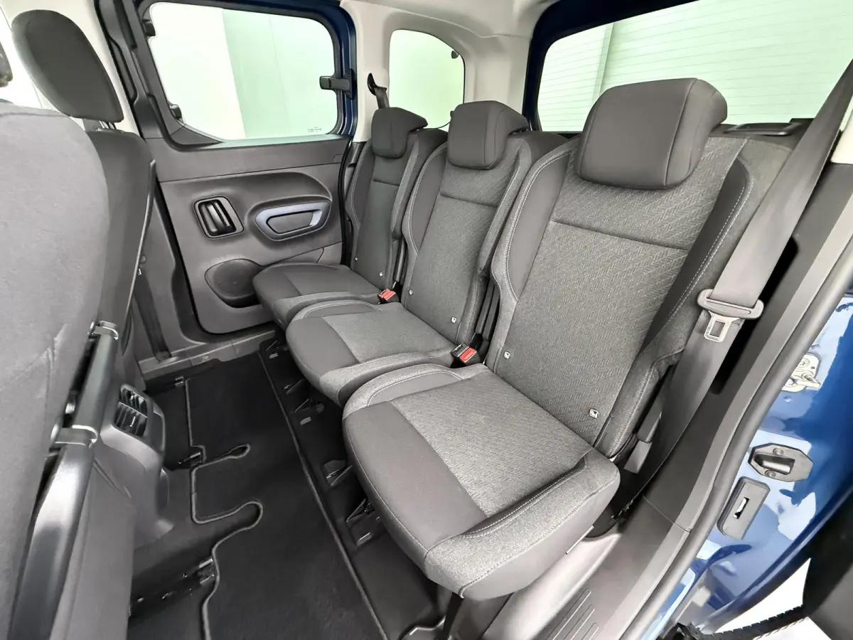 EV Allure Pack 50 kWh SOH 100%!| APPLE CARPLAY + ANDROID AUTO| STANDKACHEL|  DUBBELE SCHUIFDEUREN| RIJKLAARPRIJS INCL. 12 MND BOVAG GARANTIE