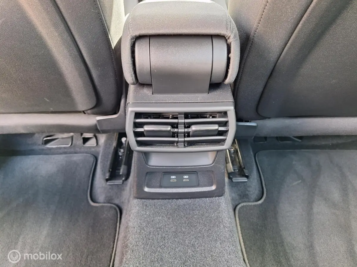 30 TFSI PRO LINE • CARPLAY •