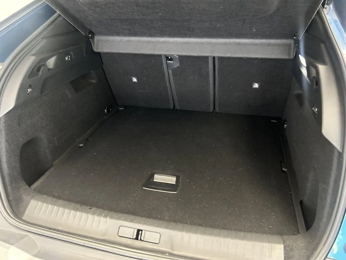 1.2 Hybrid 136 Allure | Panoramisch schuifdak | Lederen bekleding | Navigatie | Trekhaak | Apple CarPlay/Android Auto
