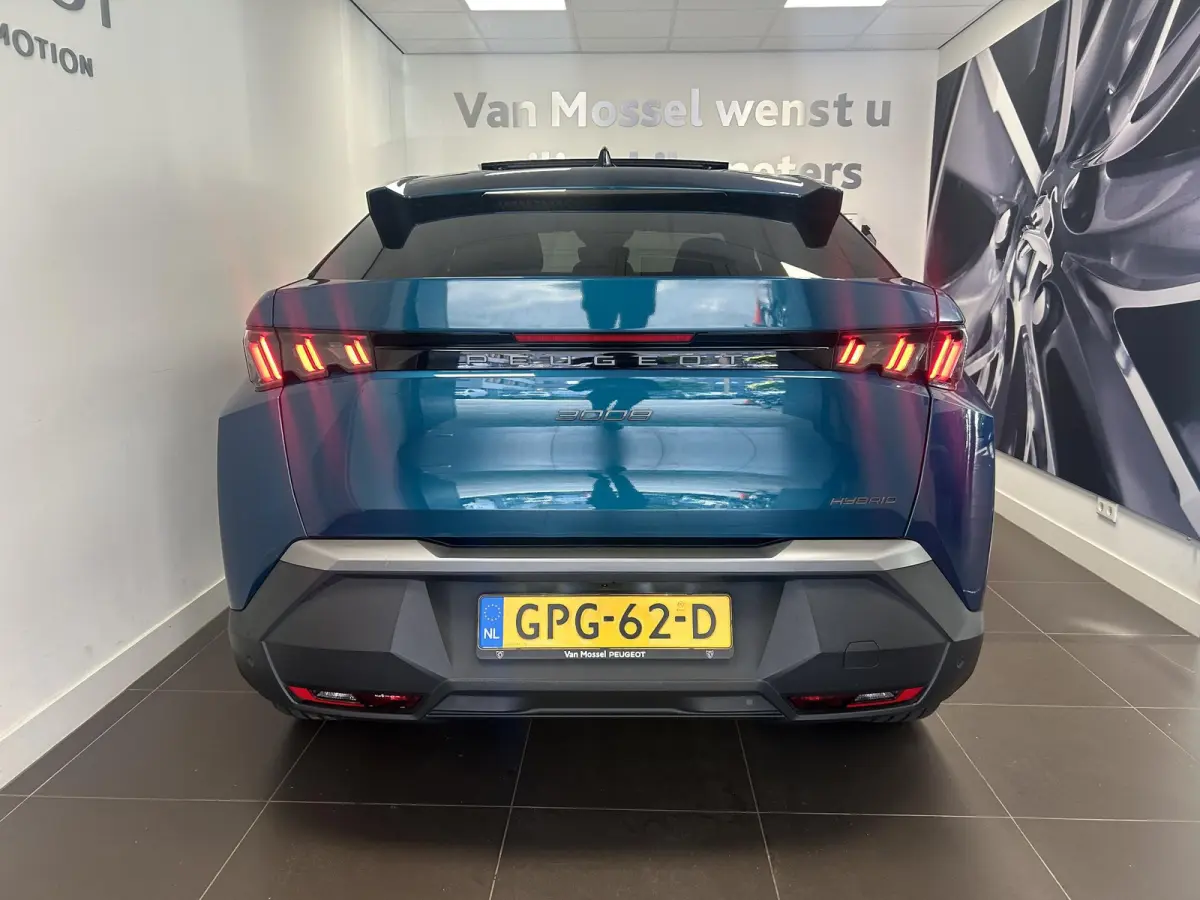 1.2 Hybrid 136 Allure | Panoramisch schuifdak | Lederen bekleding | Navigatie | Trekhaak | Apple CarPlay/Android Auto