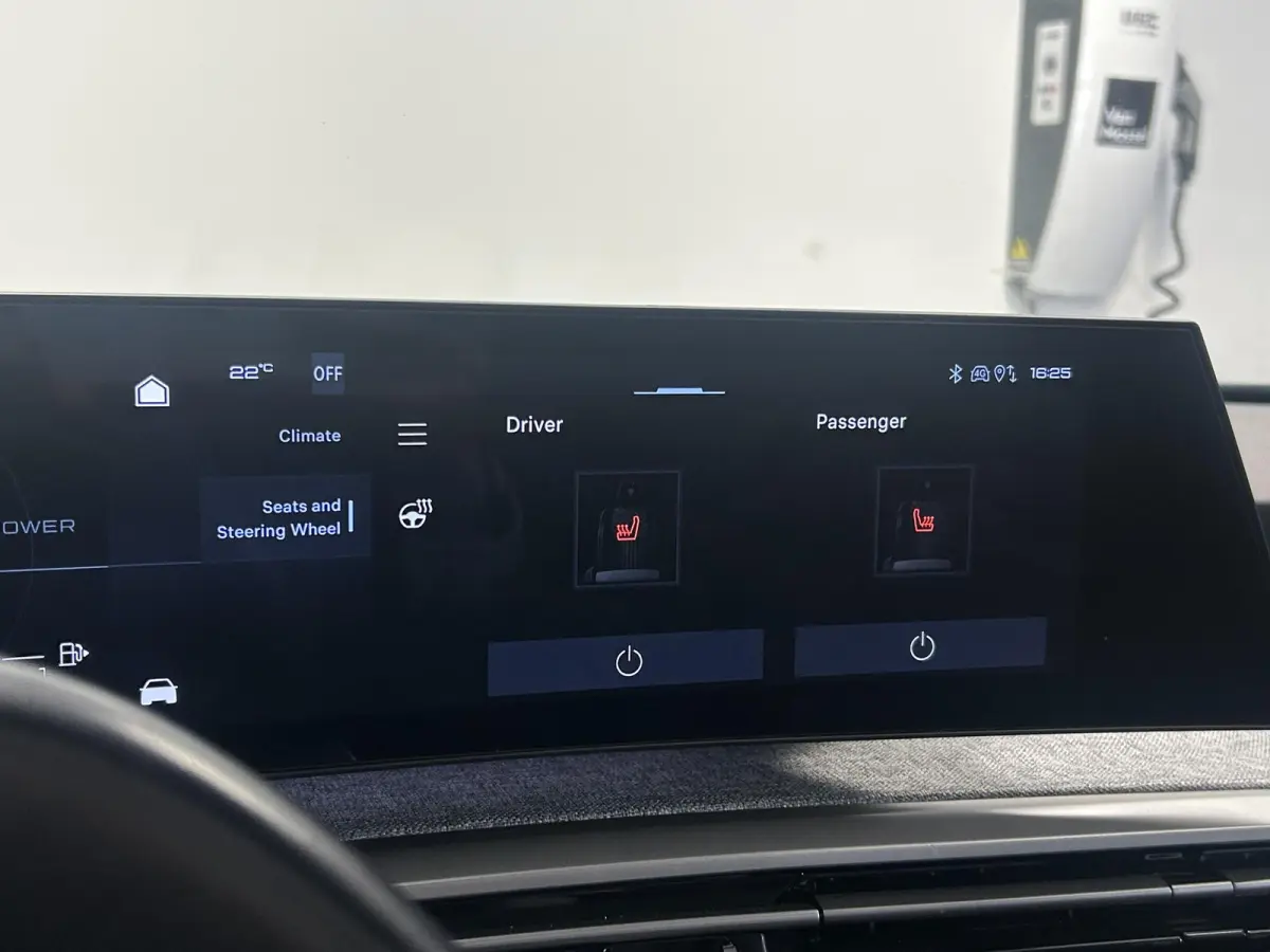 1.2 Hybrid 136 Allure | Panoramisch schuifdak | Lederen bekleding | Navigatie | Trekhaak | Apple CarPlay/Android Auto