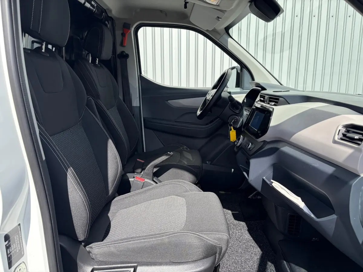SWB 53 kWh*A/C*CRUISE*CAM*CARPLAY*PDC*