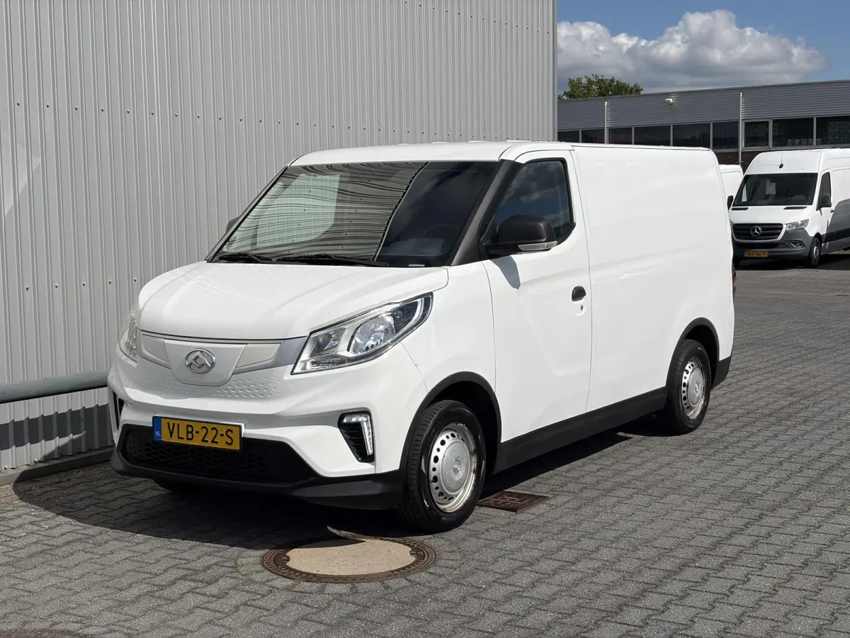 SWB 53 kWh*A/C*CRUISE*CAM*CARPLAY*PDC*