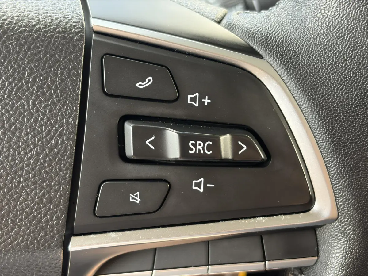 SWB 53 kWh*A/C*CRUISE*CAM*CARPLAY*PDC*