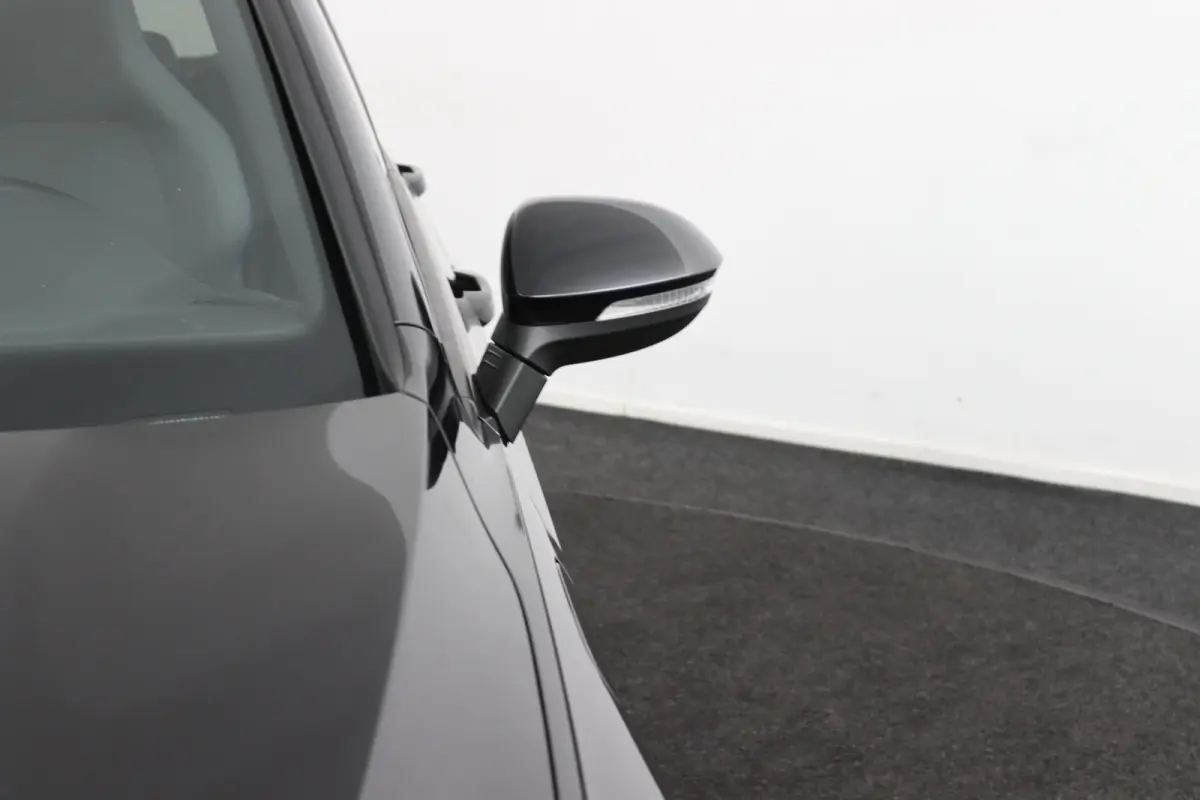1.4 eHybrid GTE*ACC*ECC*PANO*IQLIGHT*NAVI*VIRTUAL*