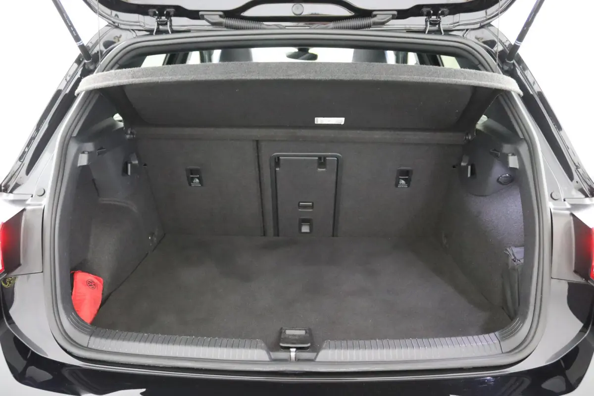 1.4 eHybrid GTE*ACC*ECC*PANO*IQLIGHT*NAVI*VIRTUAL*