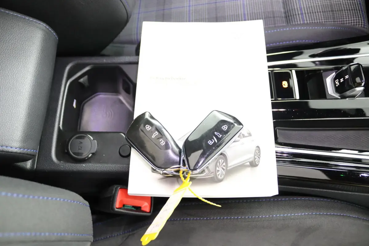 1.4 eHybrid GTE*ACC*ECC*PANO*IQLIGHT*NAVI*VIRTUAL*