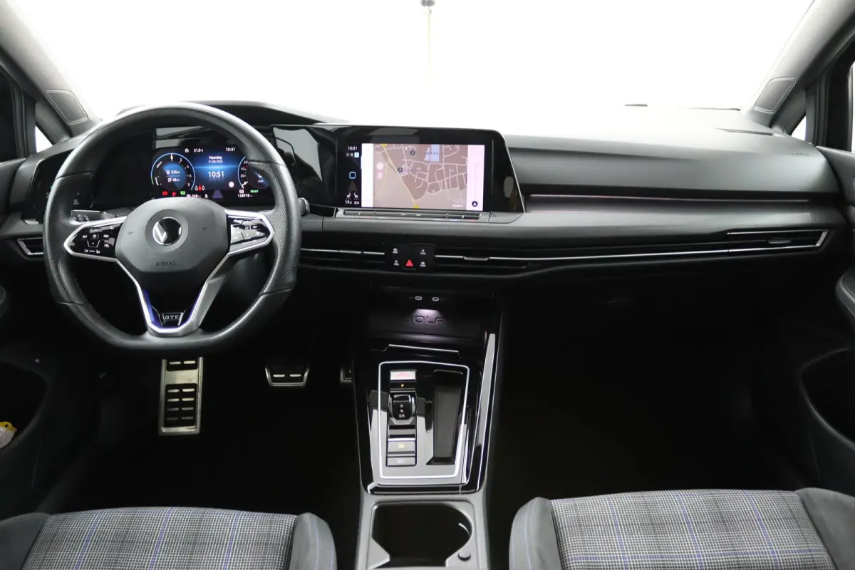 1.4 eHybrid GTE*ACC*ECC*PANO*IQLIGHT*NAVI*VIRTUAL*