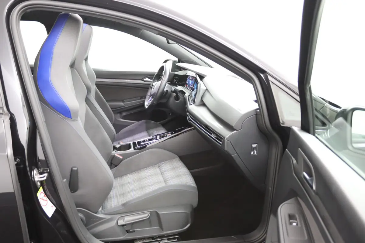 1.4 eHybrid GTE*ACC*ECC*PANO*IQLIGHT*NAVI*VIRTUAL*