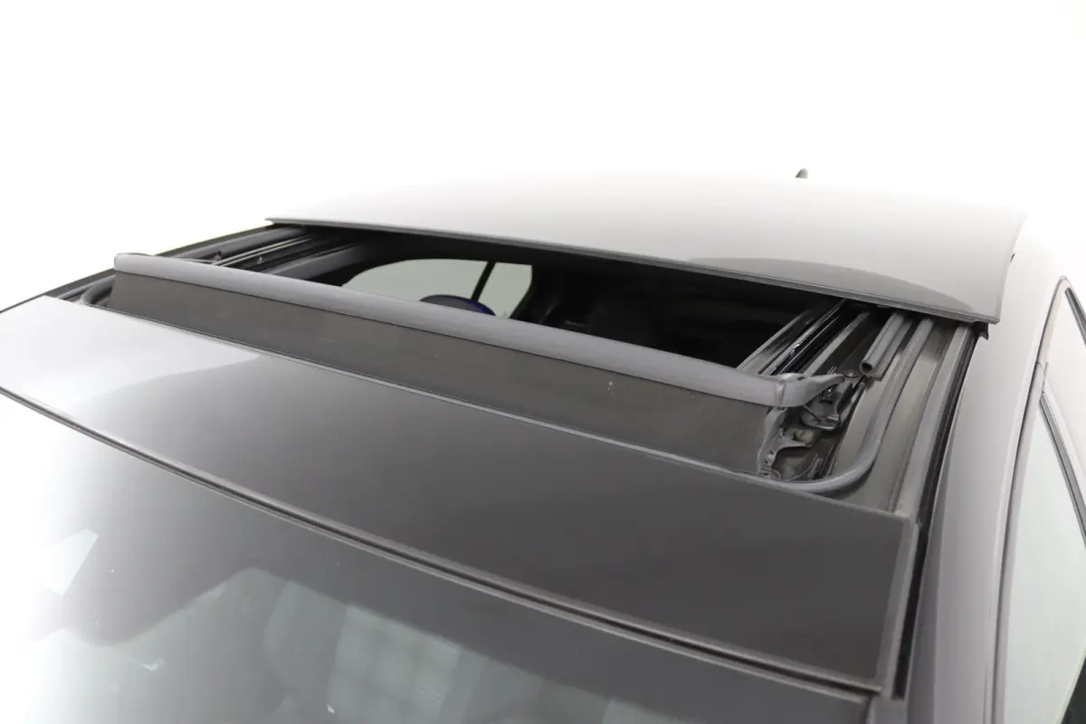 1.4 eHybrid GTE*ACC*ECC*PANO*IQLIGHT*NAVI*VIRTUAL*
