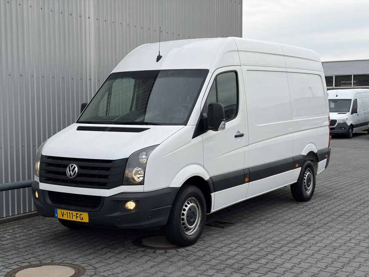 32 2.0 TDI L2H2*A/C*CRUISE*NAVI*PDC*3-PERS*