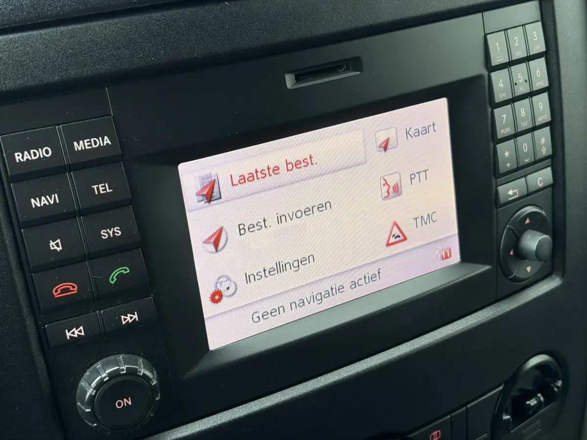 32 2.0 TDI L2H2*A/C*CRUISE*NAVI*PDC*3-PERS*