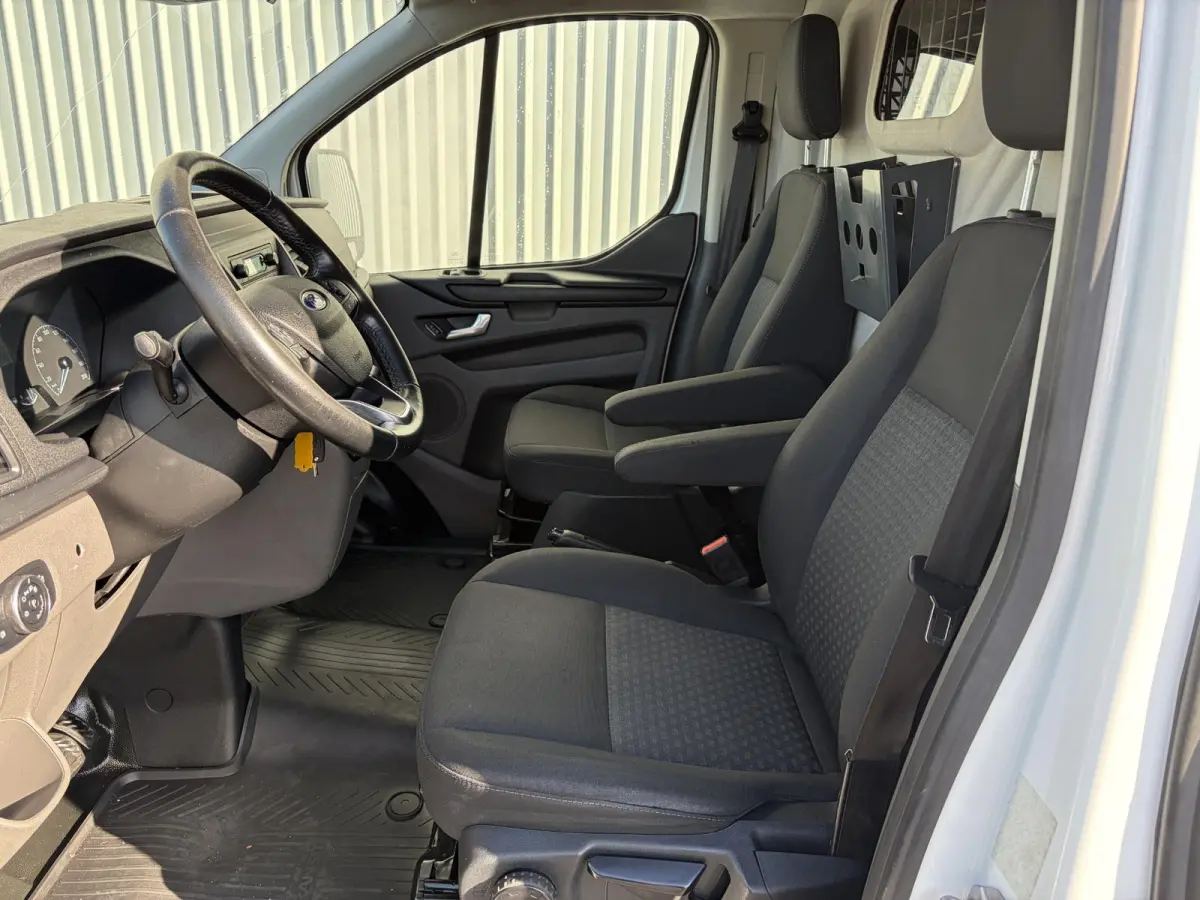 300 2.0 TDCI L1H1*HAAK*CRUISE*A/C*TEL*