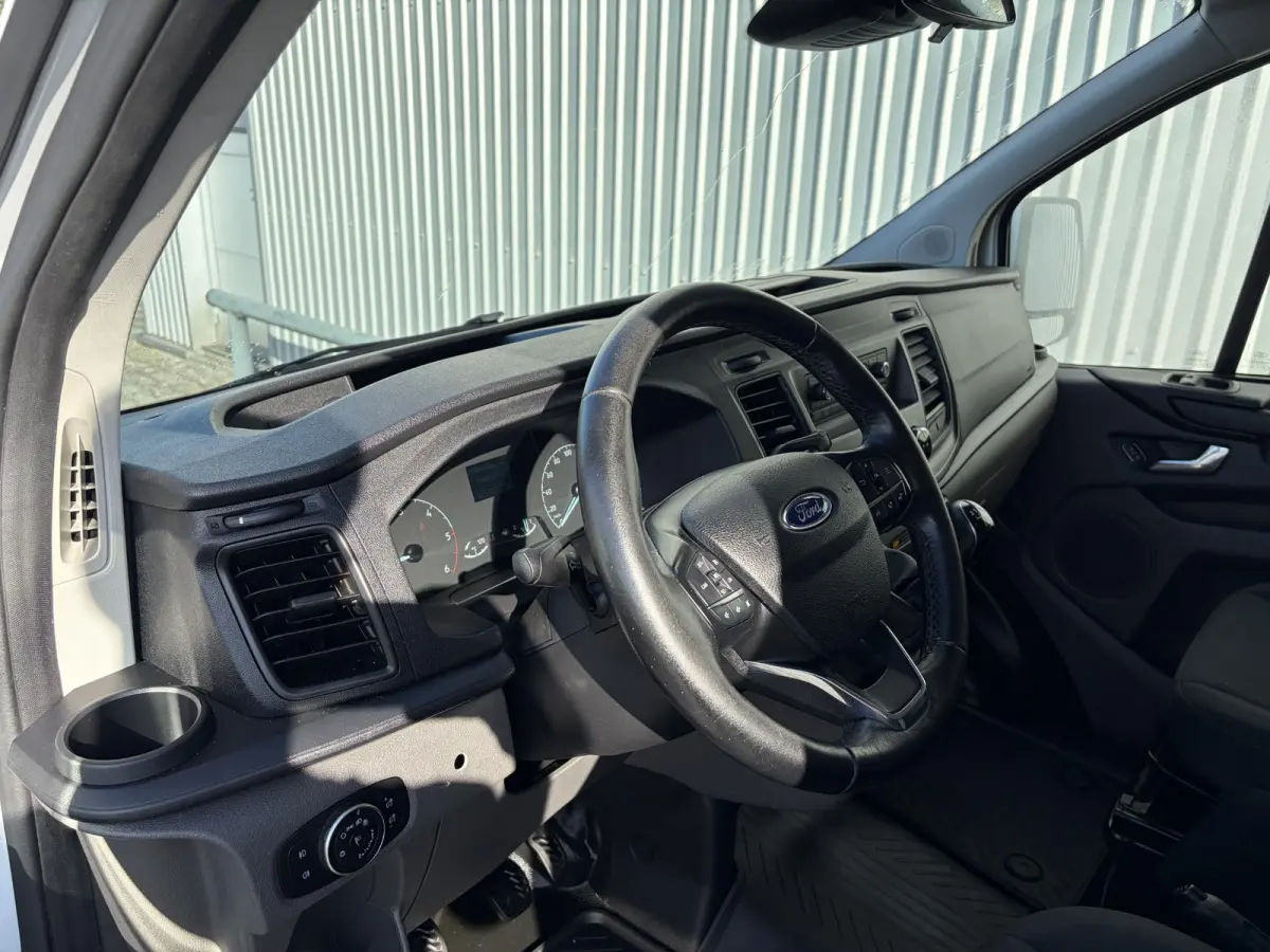 300 2.0 TDCI L1H1*HAAK*CRUISE*A/C*TEL*