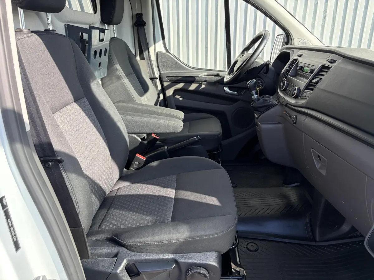 300 2.0 TDCI L1H1*HAAK*CRUISE*A/C*TEL*