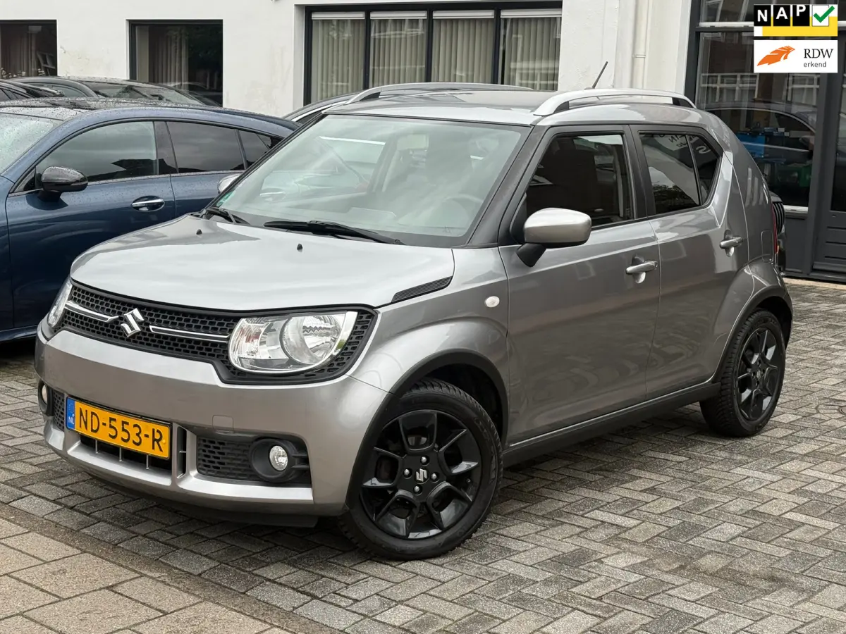 1.2 Select Intro,Navigatie, Stoelverwarming,L.M.Velgen,Airco,Dakrails