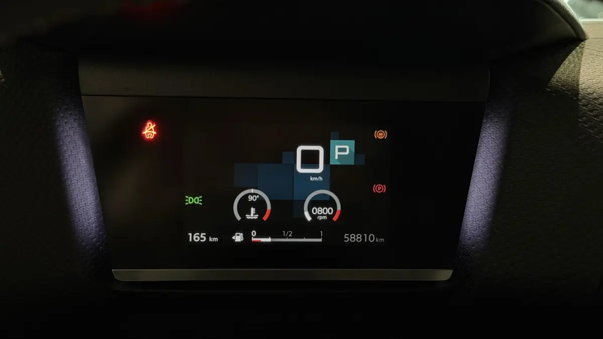 Shine - AUTOMAAT - GETINT GLAS - HEAD-UP DISPLAY - STOEL-EN STUURVERWARMING