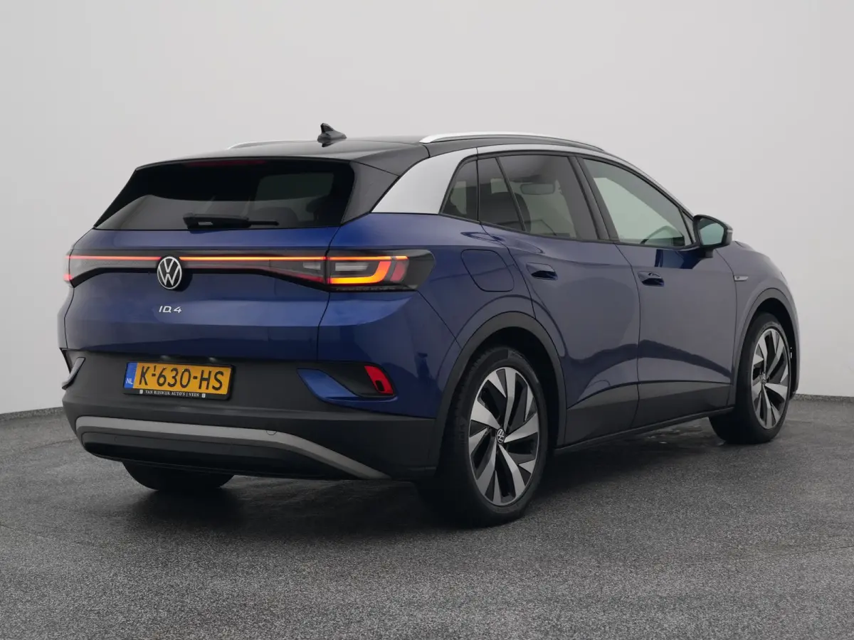 First 77 kWh | EXPORT ONLY € 14.650,- | CAMERA | ADAPTIVE | STOEL- EN STUURVERW. | TREKHAAK
