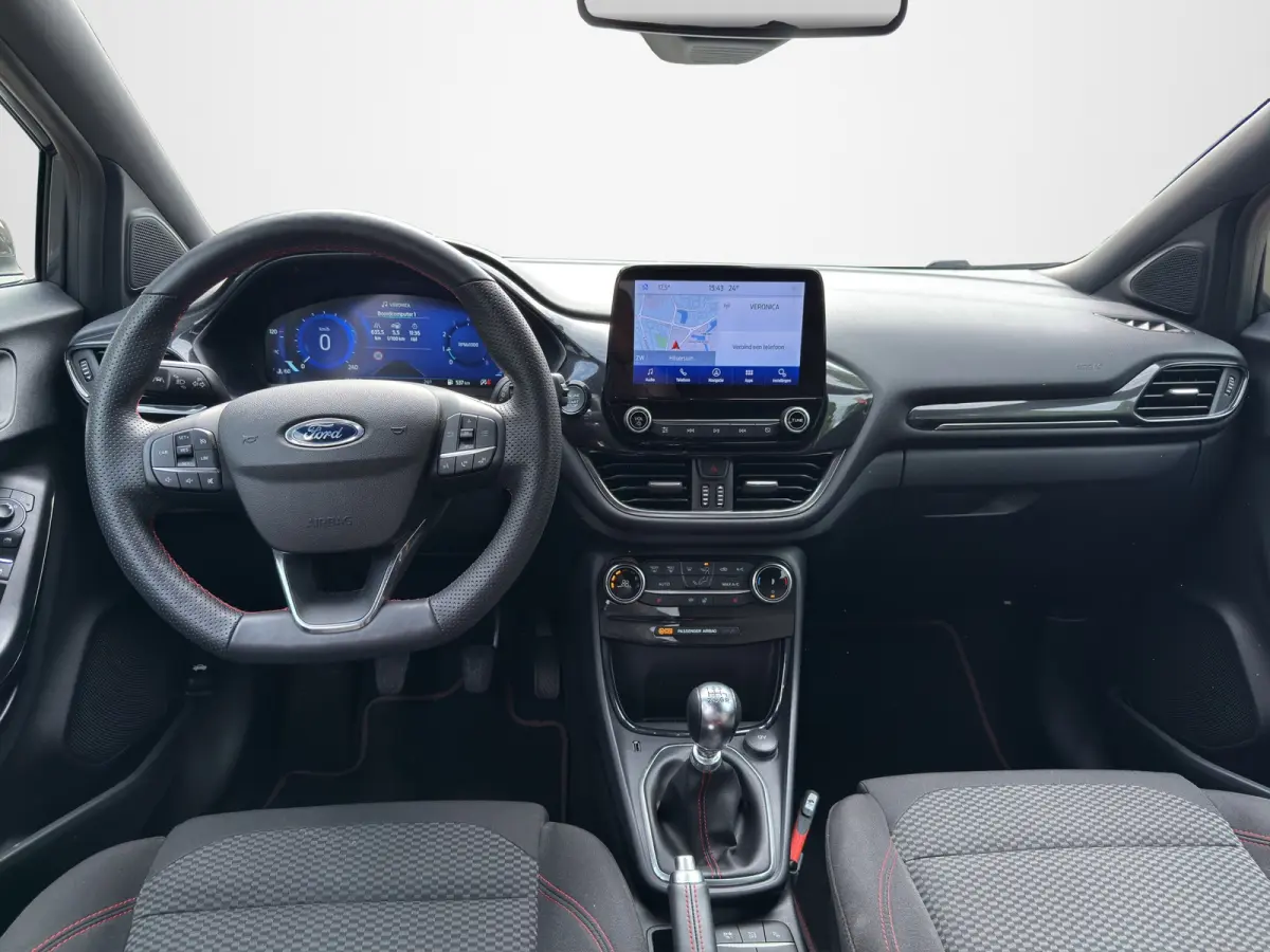 1.0 EcoBoost ST-Line 125pk | Winter- & Comfort Pack | Trekhaak | Privacy Glass | Navi & Carplay |